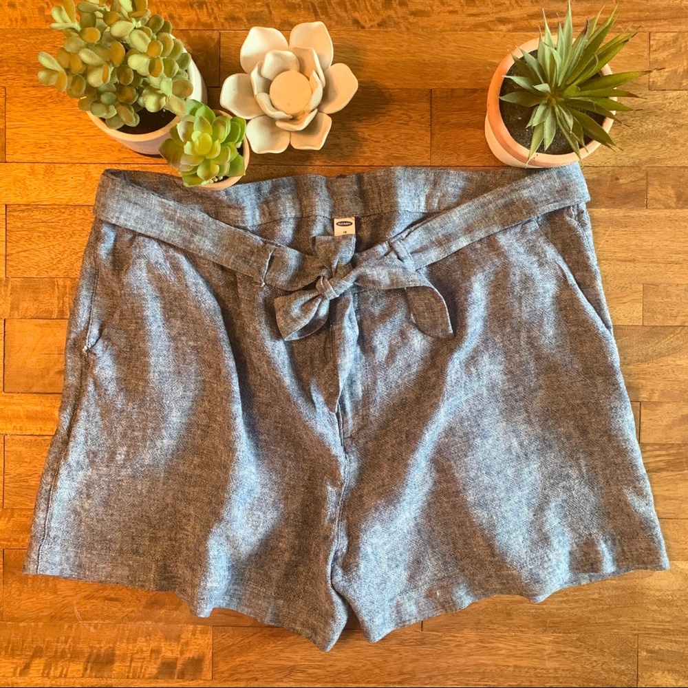 Old Navy tie waist linen shorts